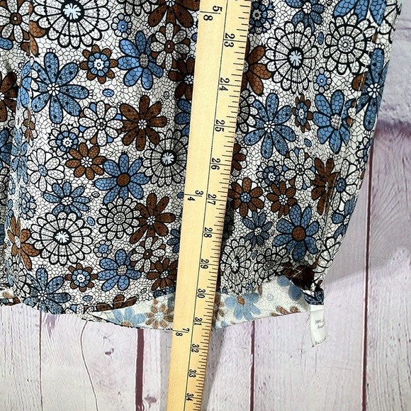 Equilirbio Italy Men's Flower Print Long Sleeve Slim Fit Shirt. Size: Medium - Picture 6 of 10